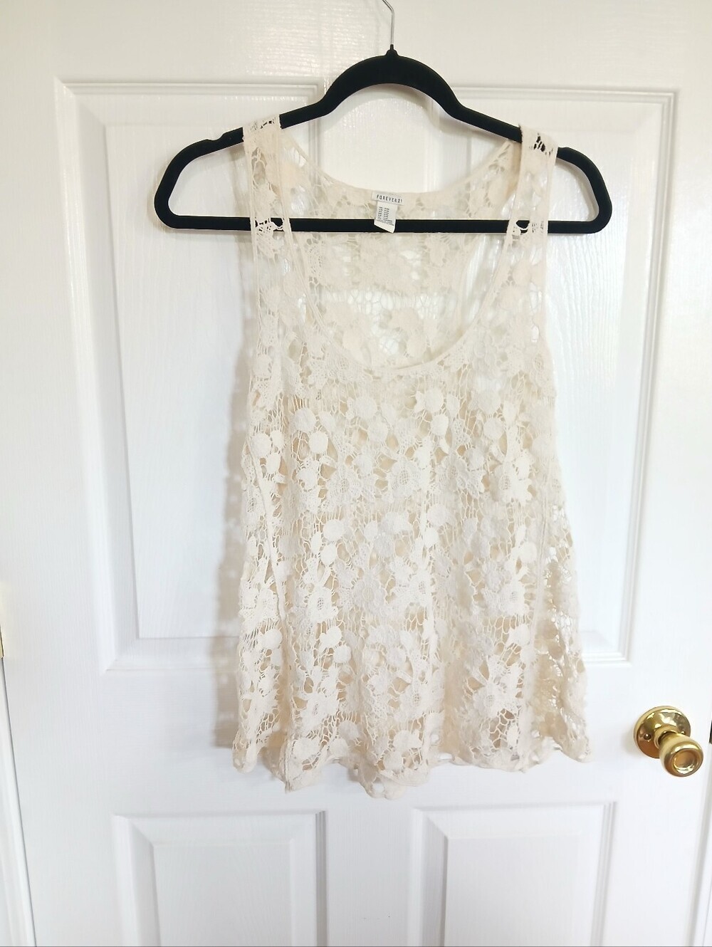 Forever 21 Cream Floral Crochet Sleeveless Tank Boho Western Festival Beach